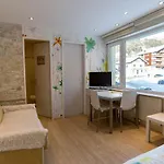 Haus Cristal - 1441m 아파트 로이커바드