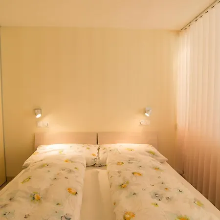 Haus Cristal - 1441m