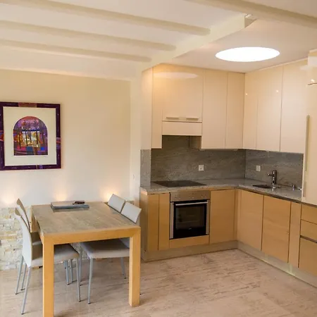 Haus Cristal - 1441m