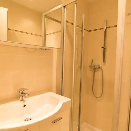 Appartement Haus Cristal - 1441m Loèche-les-Bains