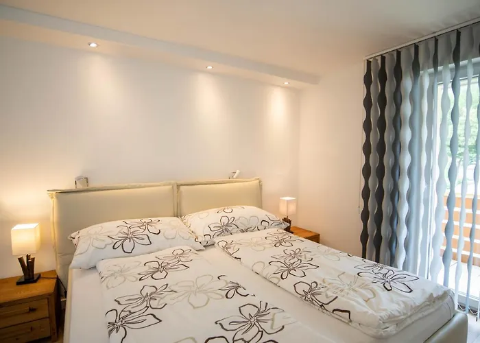 Haus Cristal - 1441m Appartement *