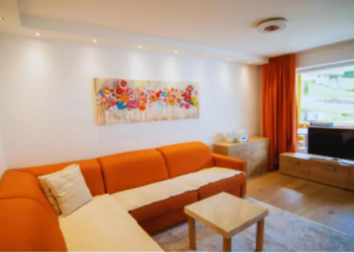 Haus Cristal - 1441m Appartement