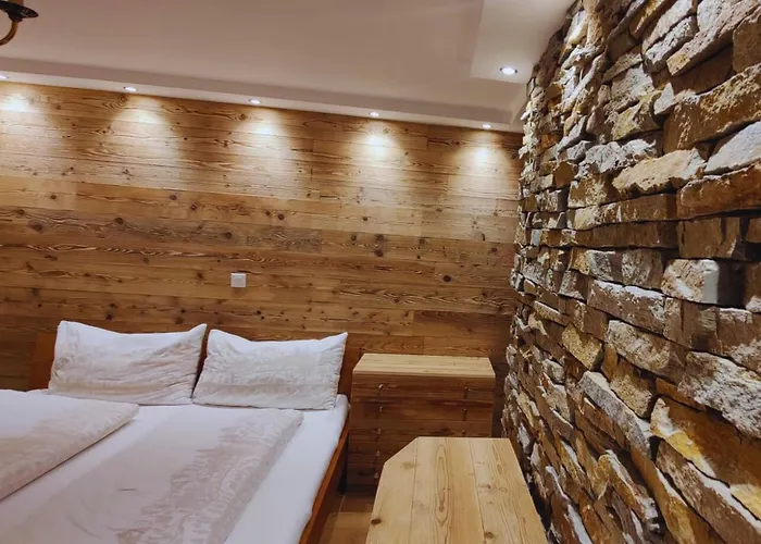 Haus Cristal - 1441m Appartement